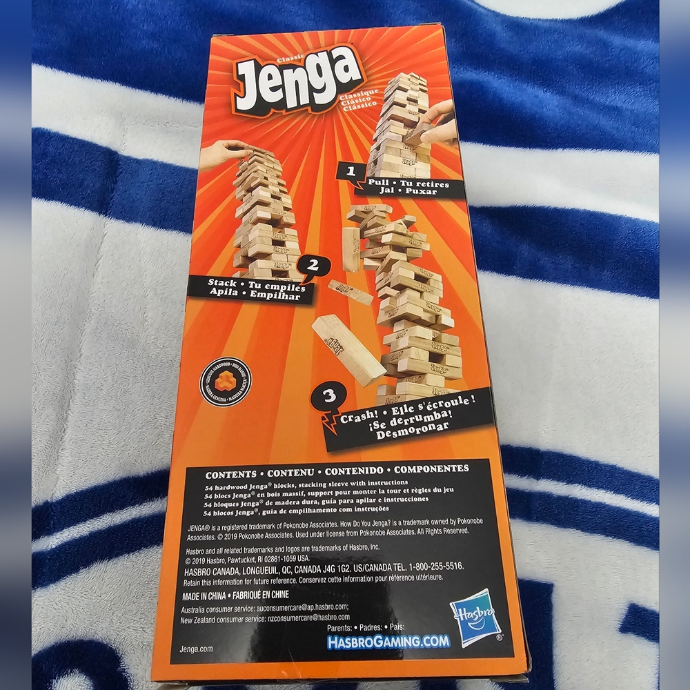 Jenga Classic Block Game - Picture 3 of 6